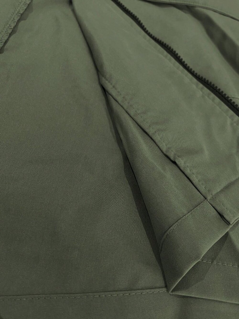 Army Green Casual Women's Drawstring Waist Long Sleeve Hooded Windbreaker - Picture 6 of 6